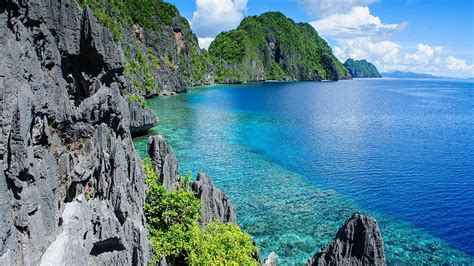 Introducing the Philippines .